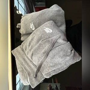 Nike sweat suit